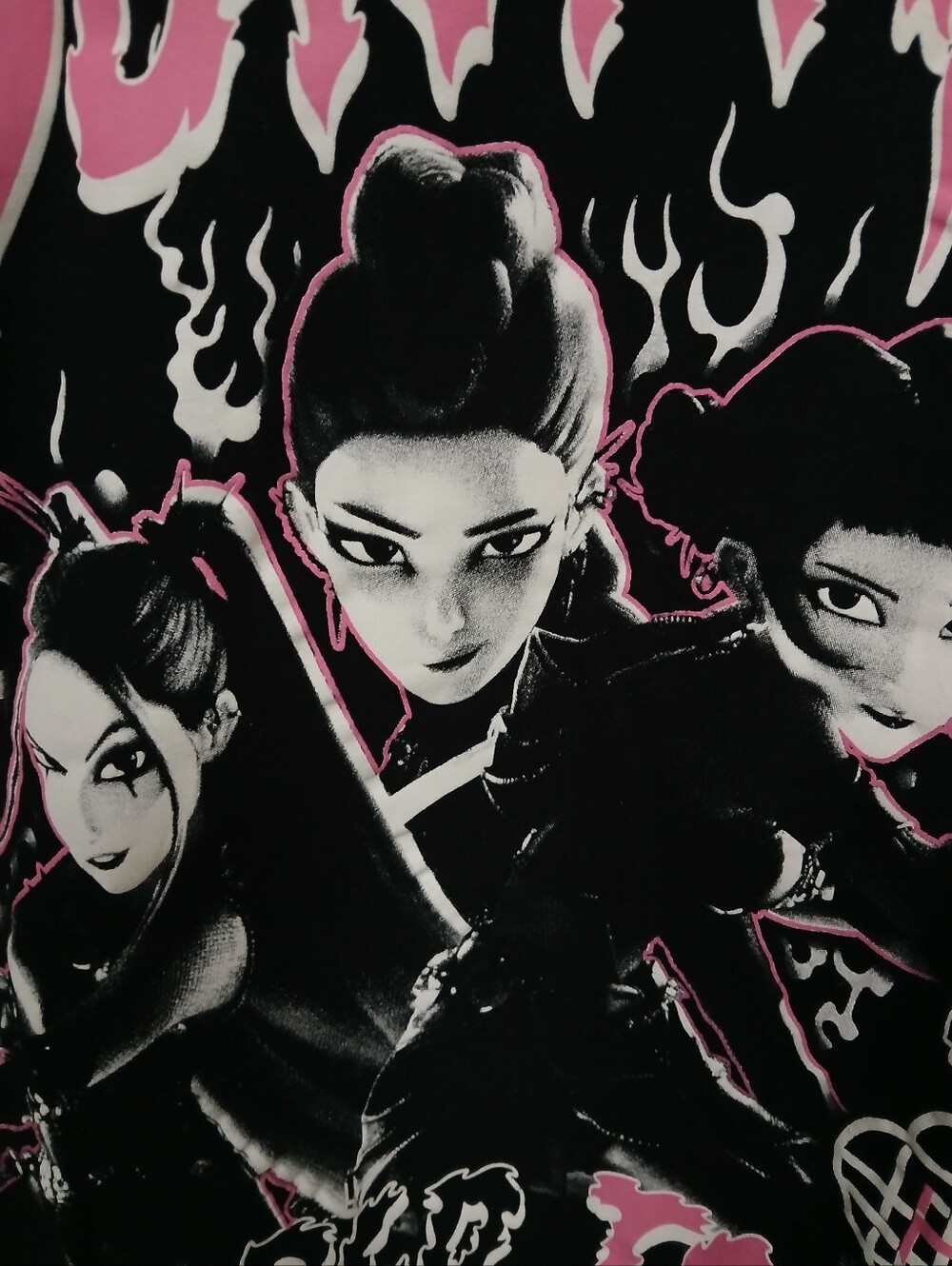 Netflix KPop Demon Hunters "HUNTR/X World Tour"